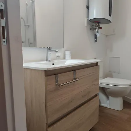 T2 Proche De La Gare Apartment *